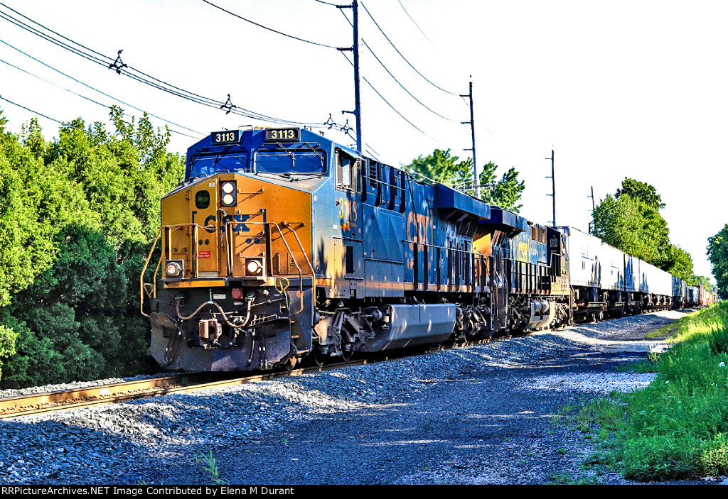 CSX 3113 on I-010